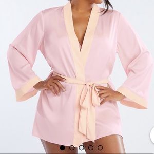 Savage x Fenty Satin Short Robe Pink NWT XL/1X